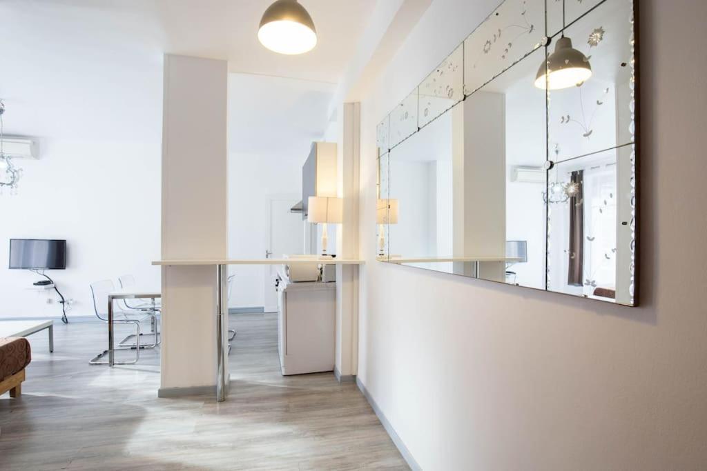 Balcony On The True Marseille Apartment Ngoại thất bức ảnh